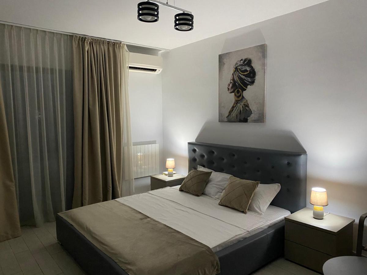 De Silva Studio Adia 4 Mamaia Esterno foto