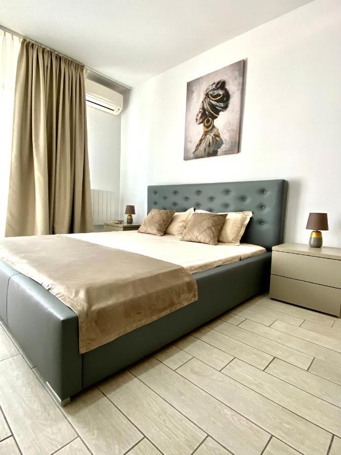 De Silva Studio Adia 4 Mamaia Esterno foto