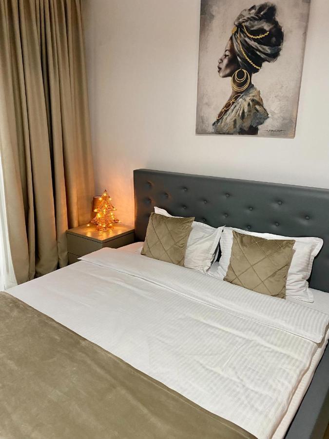 De Silva Studio Adia 4 Mamaia Esterno foto